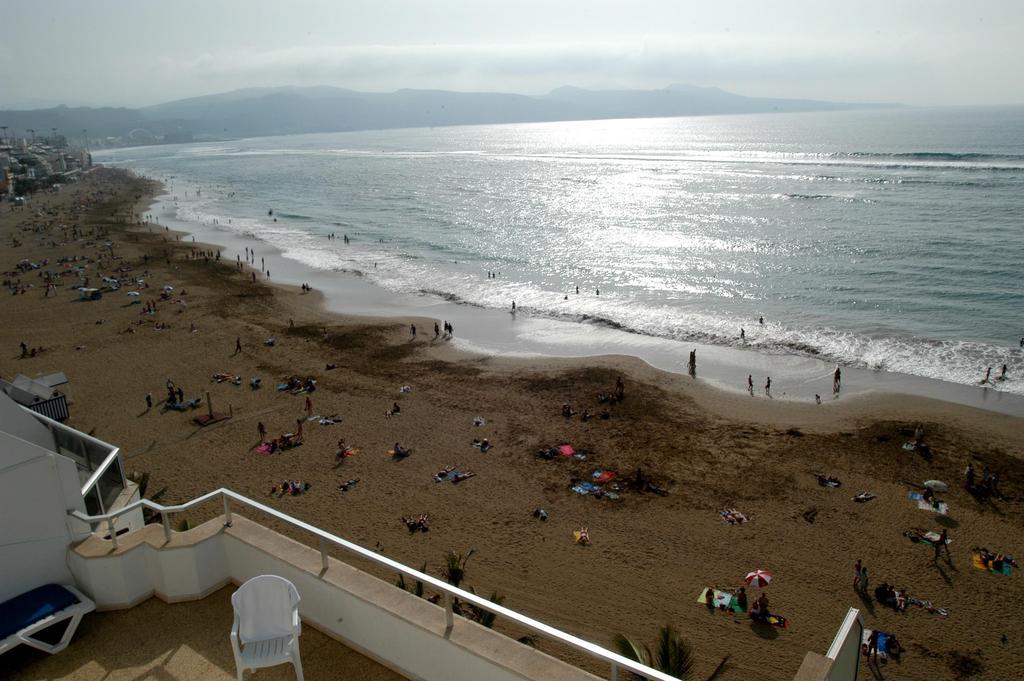 Apartamentos Luz Playa Las Palmas Room photo